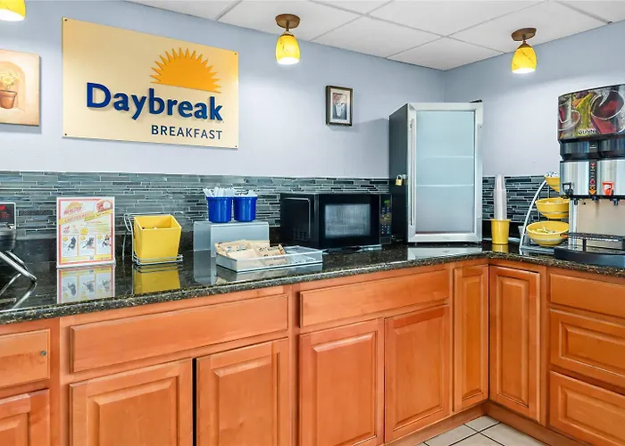 Days By Wyndham Near Airport 2* Lafayette