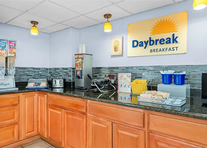 Days By Wyndham Near Airport 2*